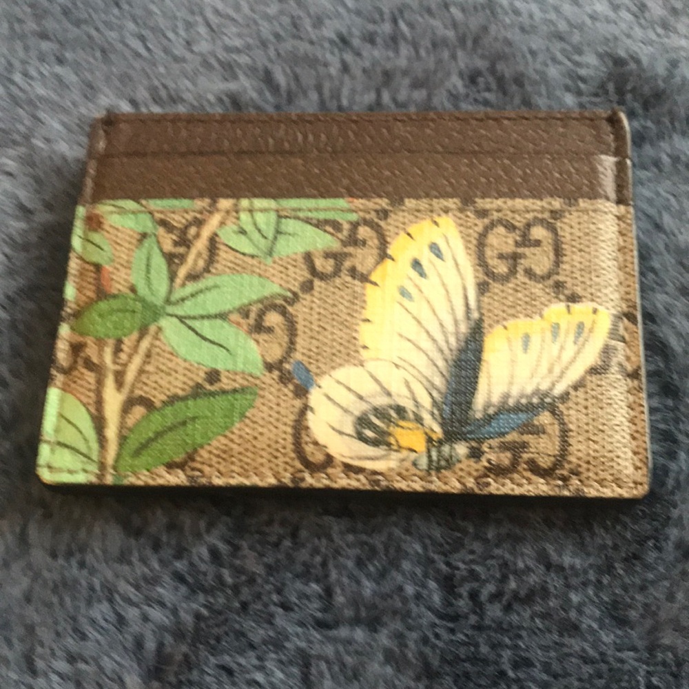 Beautiful Gucci Card Holder